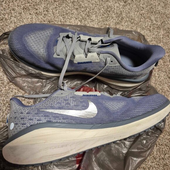 Nike Vomero 17 Ashen Slate- Metallic Silver Running Shoes main image 8